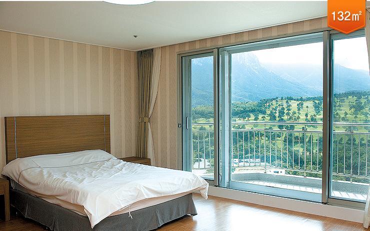 I Park Condominium Sokcho Exterior photo